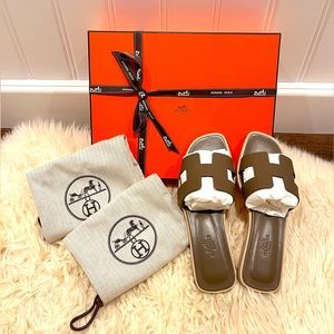 Hermes Oran Sandals, Etoupe, Size 35.5